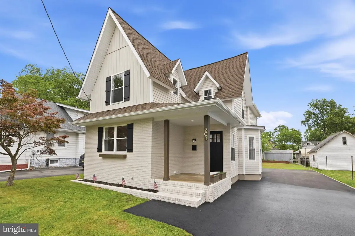 208 Peach St, Hammonton, NJ 08037 - #1