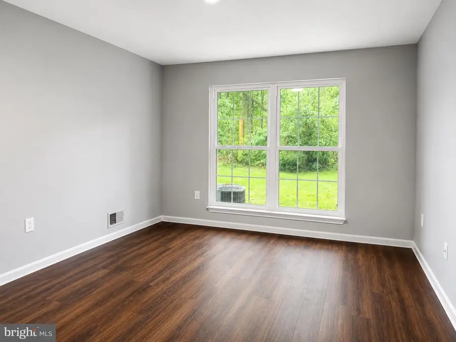 52 Navajo Ct, Smithville, NJ 08205 - #2