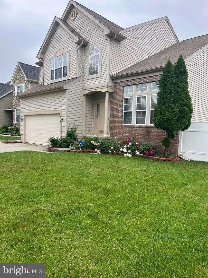 214 E Kennedy Dr, Egg Harbor, NJ 08234 - #1