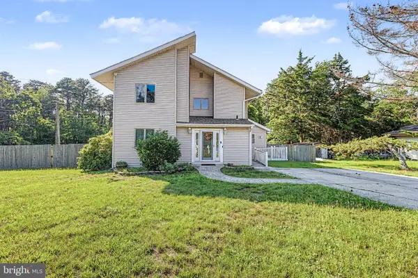 72 S Lisa Dr, EGG HARBOR CITY, NJ 08215