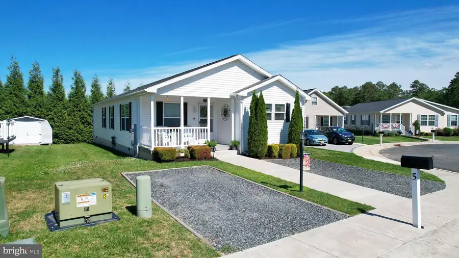 5 Redwood Ct, Mays Landing, NJ 08330 - #2