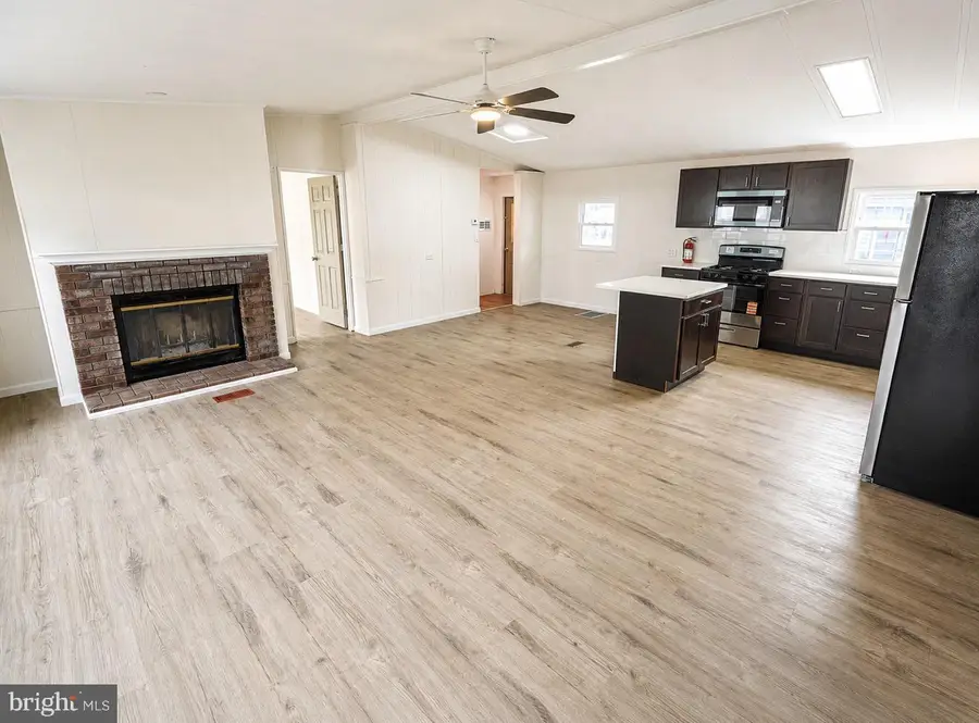 434 Country Ln, Buena, NJ 08310 - #3