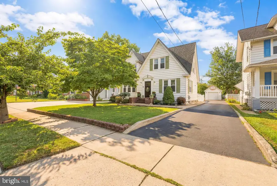 552 Bellevue Ave, Hammonton, NJ 08037 - #2