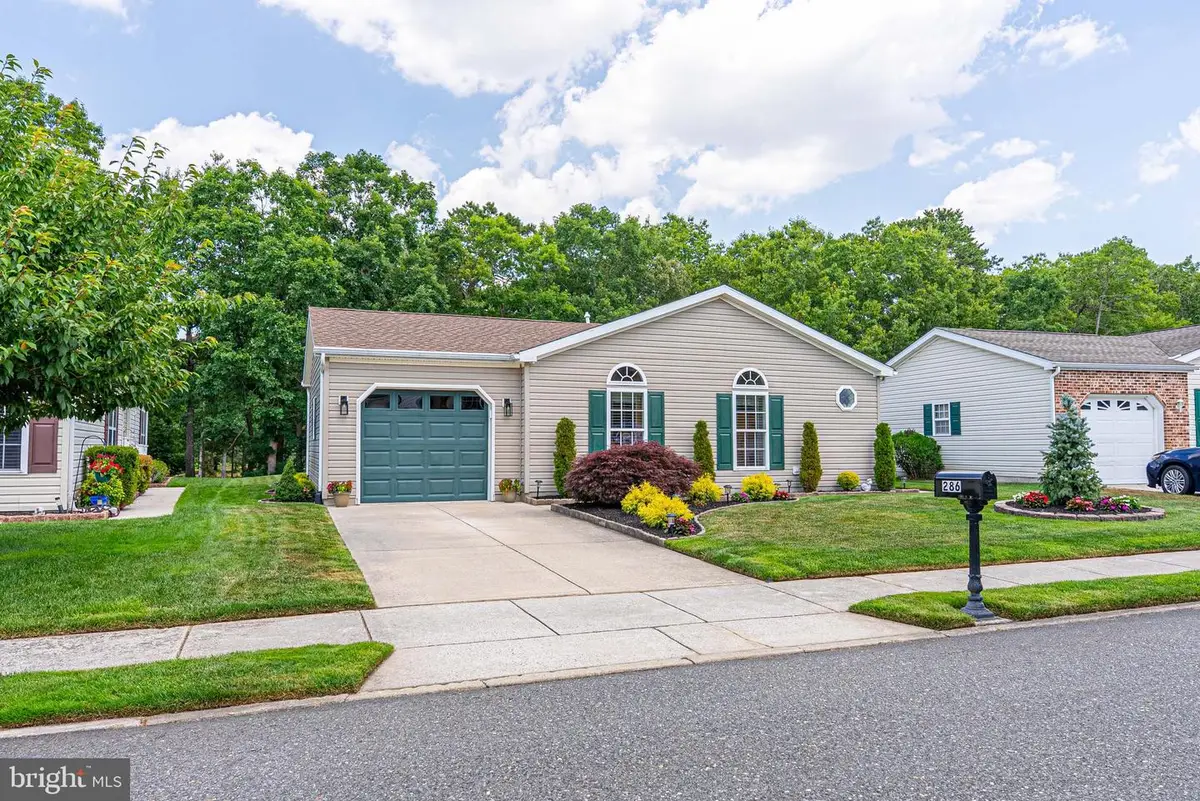 286 Pebble Beach Dr, Mays Landing, NJ 08330 - #1