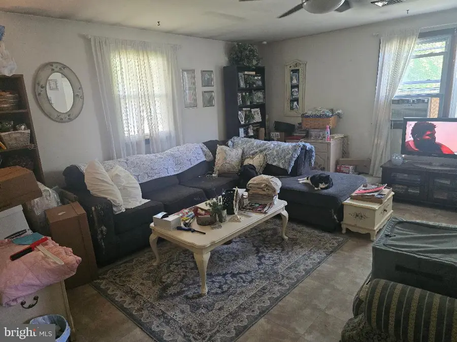 544 St Louis Ave, Egg Harbor City, NJ 08215 - #3