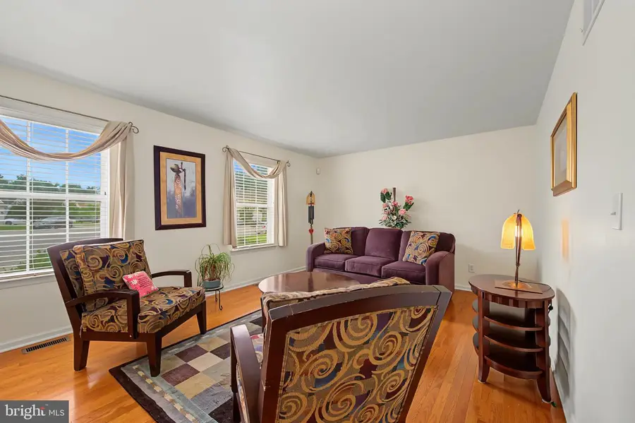 20 Golf Dr, Mays Landing, NJ 08330 - #3