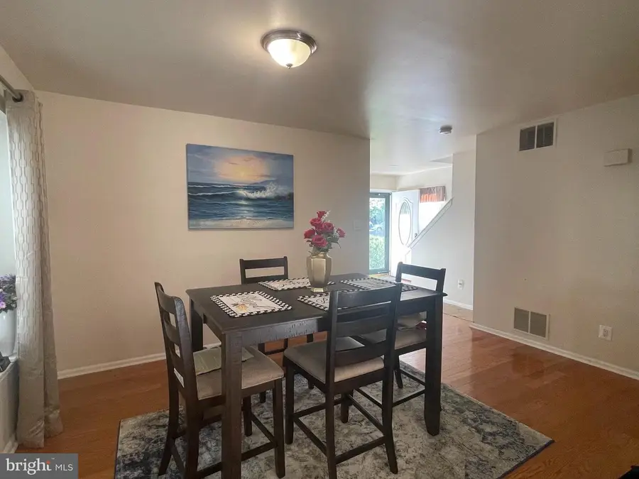 6191 Robin Dr, Mays Landing, NJ 08330 - #2