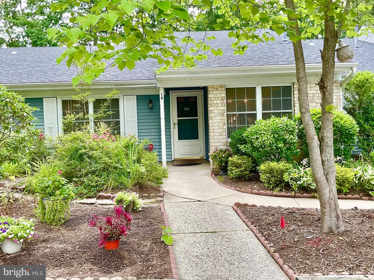 18 Club Pl, Galloway, NJ 08205 - #1