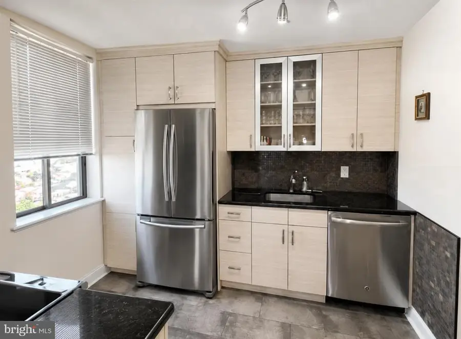 100 S Berkley Sq #21n, Atlantic City, NJ 08401 - #3