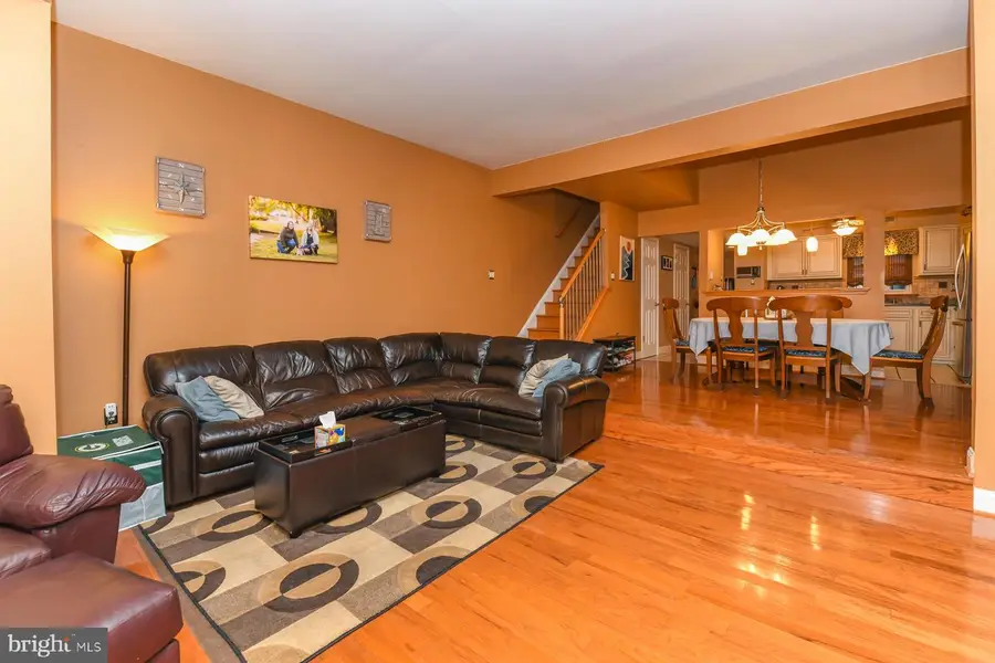 54 Harbor Dr, Hammonton, NJ 08037 - #3