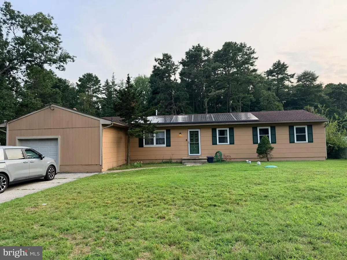 253 Fenimore Dr, Williamstown, NJ 08094 - #1