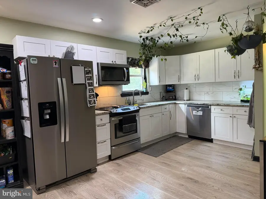 253 Fenimore Dr, Williamstown, NJ 08094 - #3