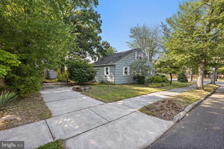 210 W Church St, Absecon, NJ 08201 - #3