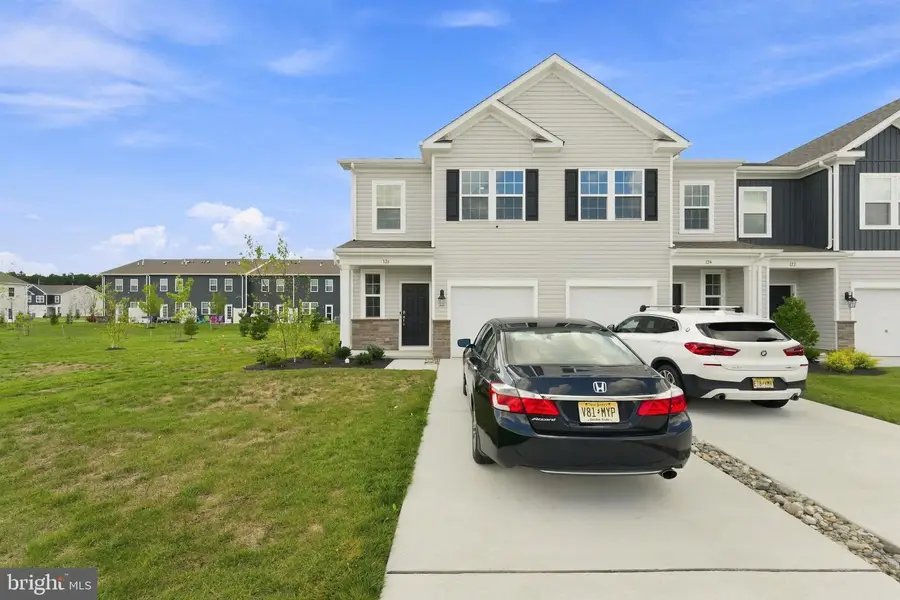 126 Corolla Dr, Egg Harbor, NJ 08234 - #2