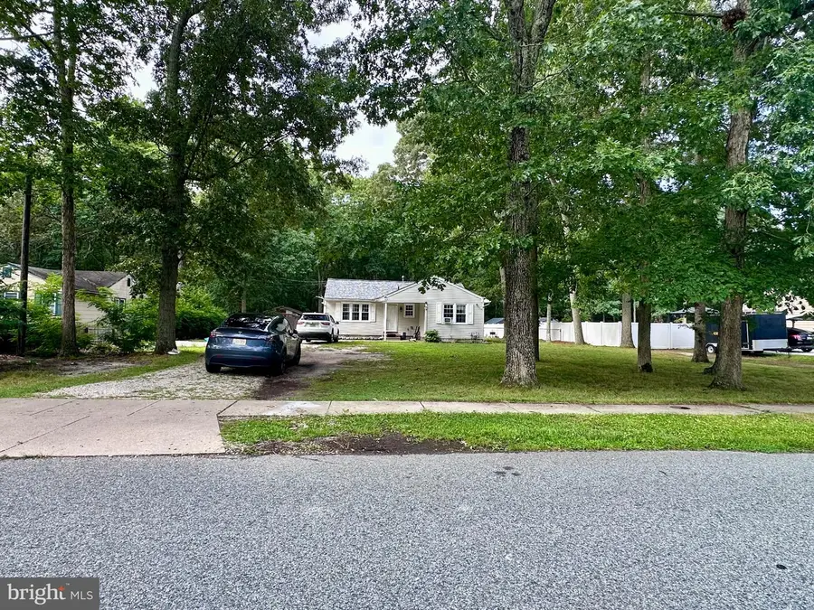 312 E Ridgewood Ave, Galloway, NJ 08205 - #3
