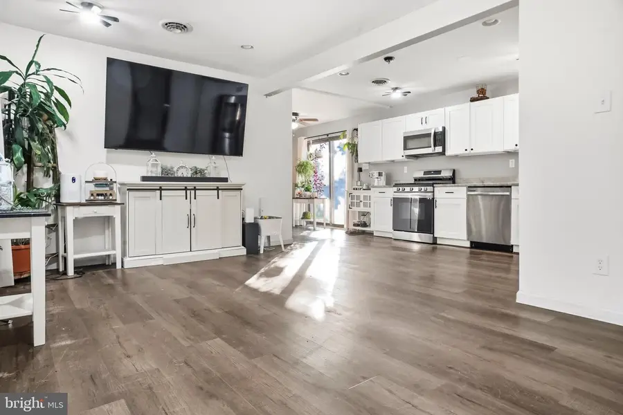 119 Berti St, Williamstown, NJ 08094 - #3
