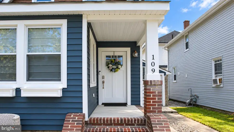 109 N Richards Ave, Ventnor City, NJ 08406 - #3