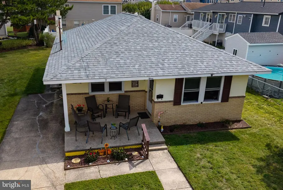 3 Girard Pl, Brigantine, NJ 08203 - #2