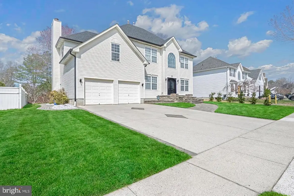 11 Chancellor Park Dr, Mays Landing, NJ 08330 - #1