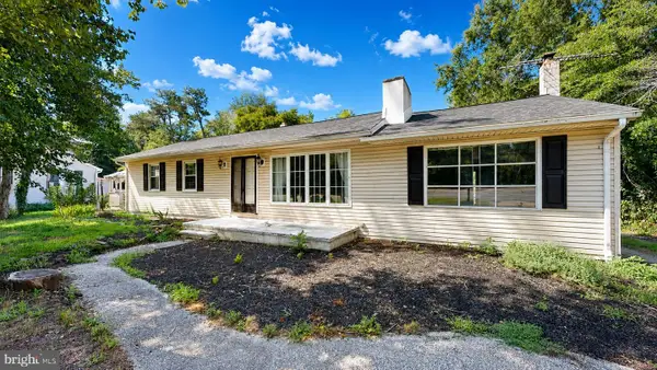 6332 Black Horse Pike, MAYS LANDING, NJ 08330