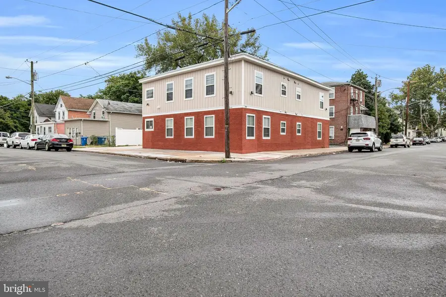 202 Foundry St, Florence, NJ 08518 - Image #2