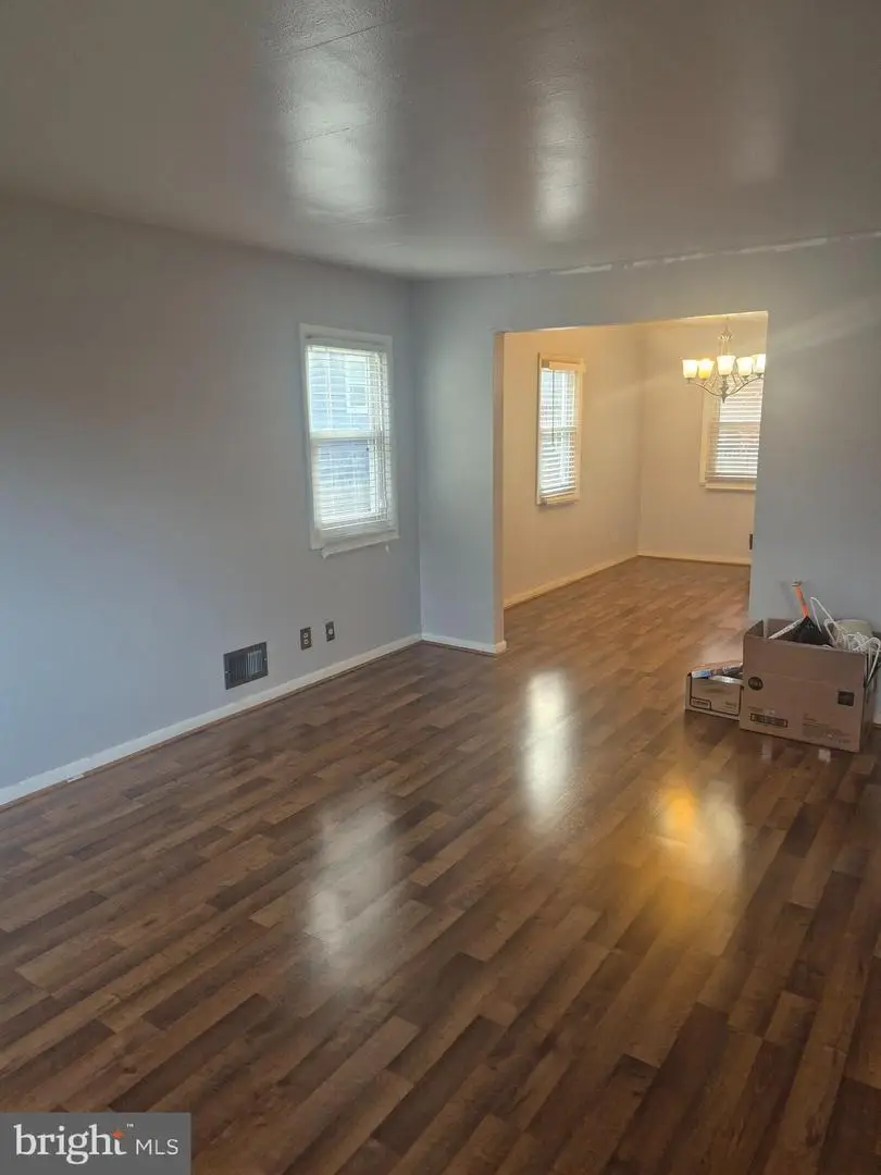 102 Dawn Dr, Mount Holly, NJ 08060 - Image #2