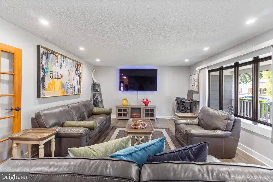 31 Gallaway Ln, Willingboro, NJ 08046 - Image #3