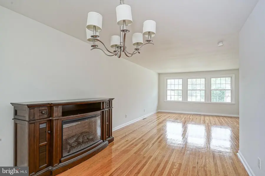 502 Pomona Rd, Cinnaminson, NJ 08077 - Image #3