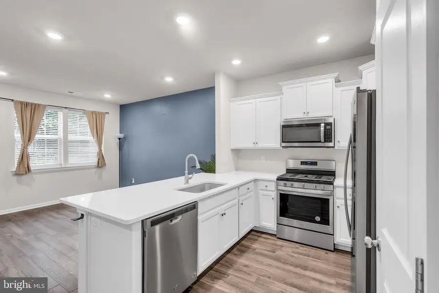 19 Katherine Dr, Burlington, NJ 08016 - Image #3