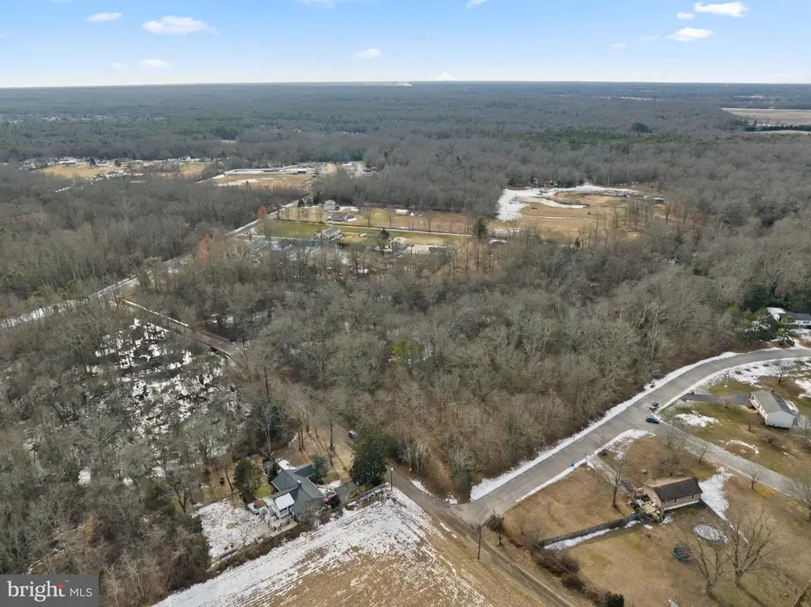 21 Willoughby Ln, Southampton Township, NJ 08088 - #3