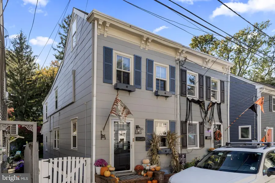 16 Thompson St, Bordentown, NJ 08505 - Image #2