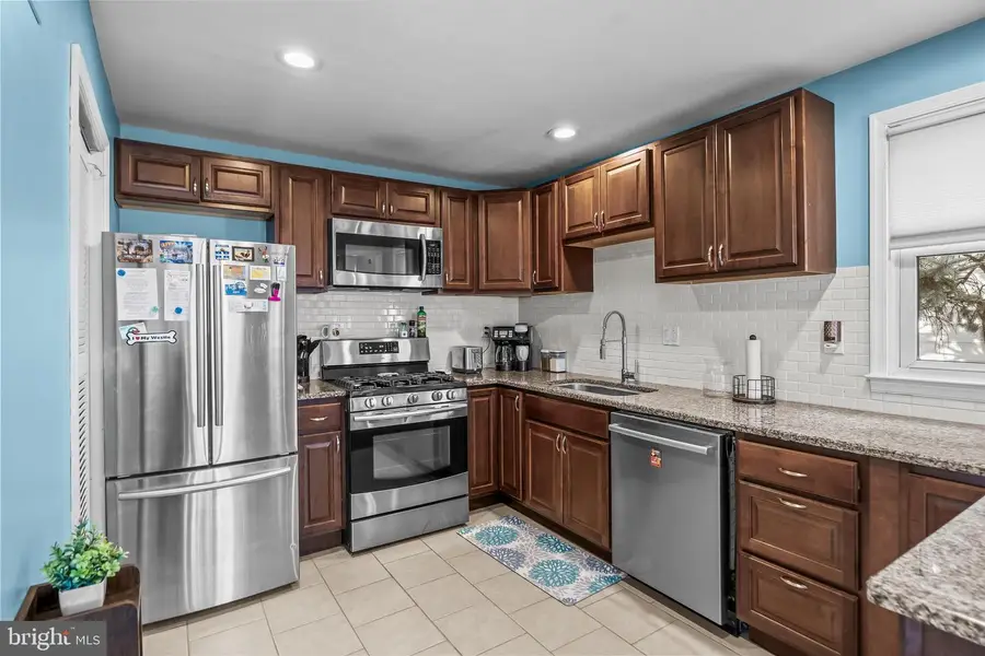 2 Gainor Ave, Maple Shade, NJ 08052 - Image #2