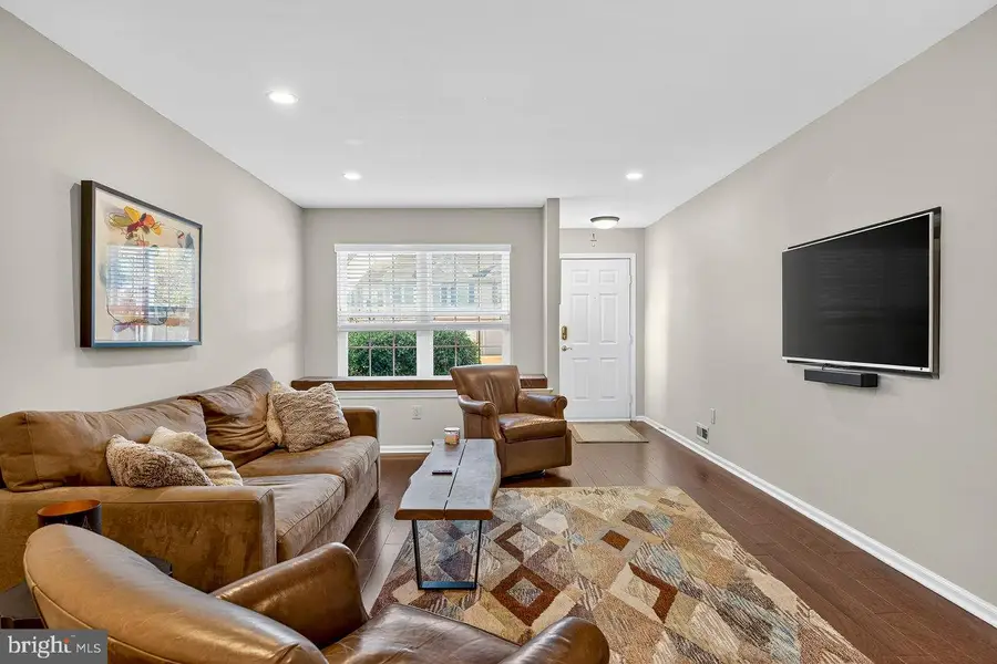 53 Saw Mill Dr, Mount Laurel, NJ 08054 - Image #3