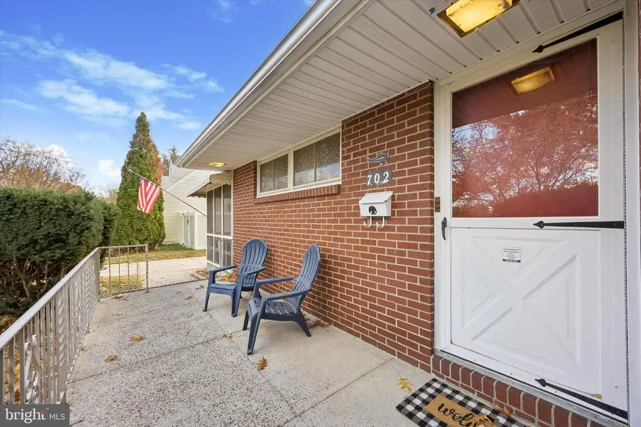 702 Cedar St, Riverton, NJ 08077 - Image #3