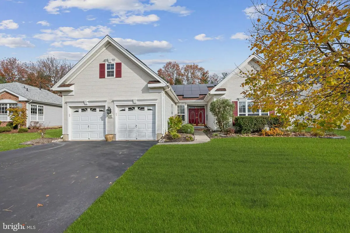 43 Barbary Ln, Columbus, NJ 08022 - Image #1