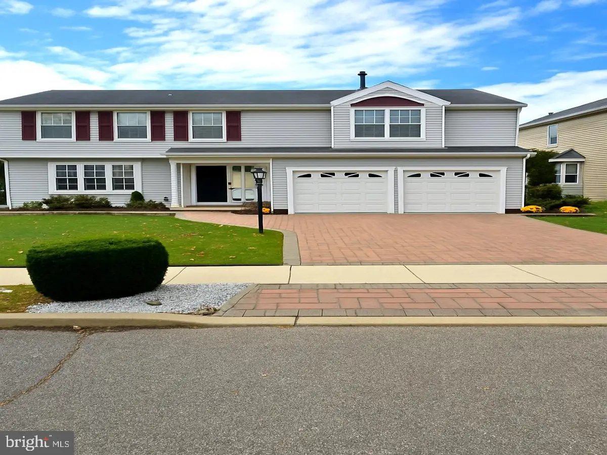 13 Keatley Dr, Marlton, NJ 08053 - Image #1