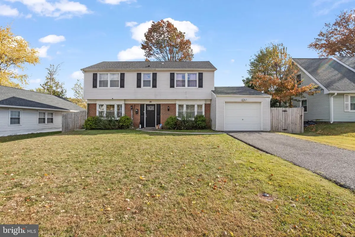 38 Medford Ln, Willingboro, NJ 08046 - Image #1