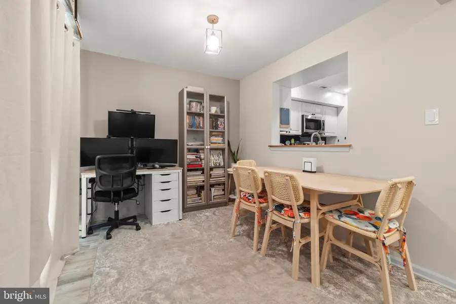 3603 Fenwick Ln, Mount Laurel, NJ 08054 - Image #2