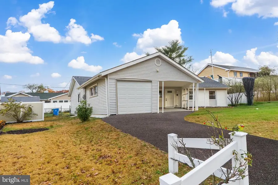 39 Babbitt Ln, Willingboro, NJ 08046 - Image #3