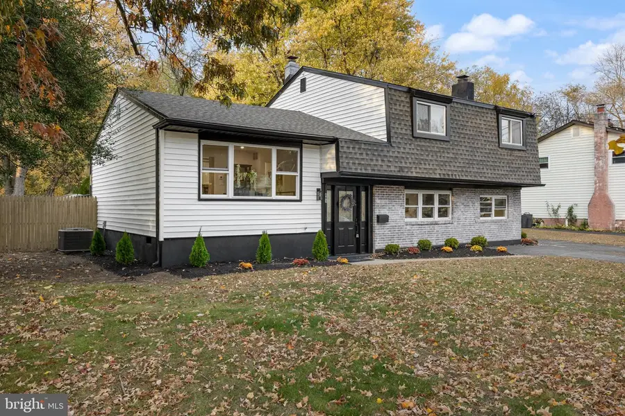 403 Cardinal Rd, Beverly, NJ 08010 - Image #2