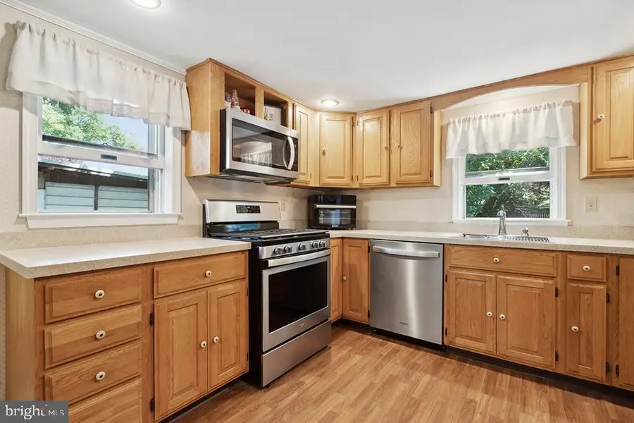 104 W Union St, Burlington, NJ 08016 - Image #2