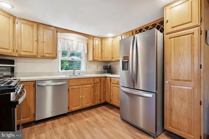 104 W Union St, Burlington, NJ 08016 - Image #3