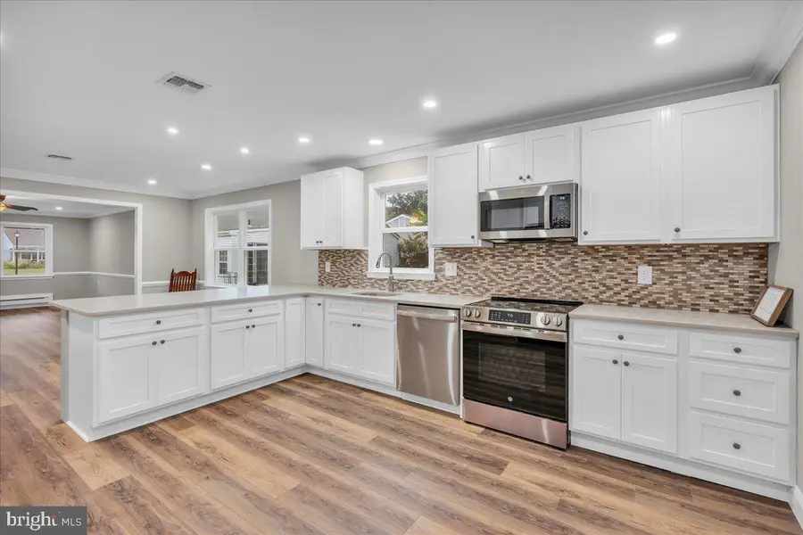 39 Chelsea Pl, Leisuretowne, NJ 08088 - Image #2