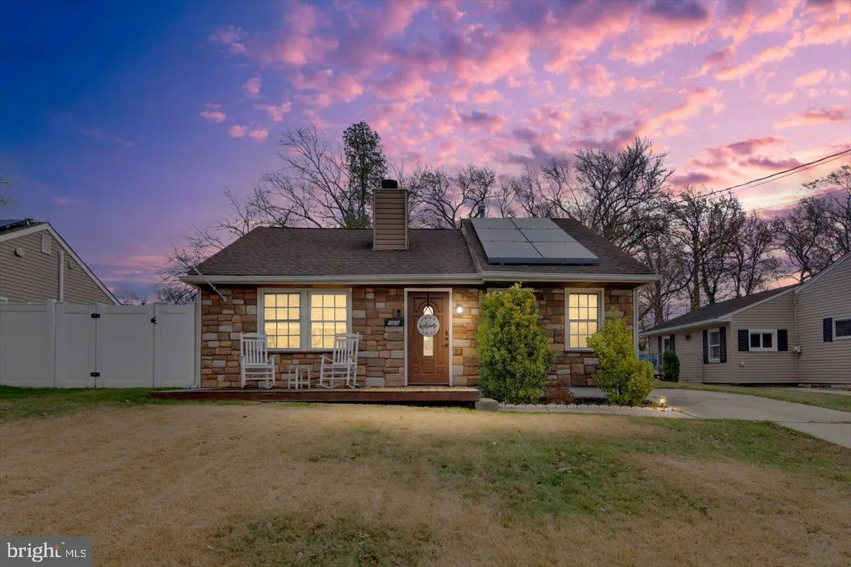 306 E Rudderow Ave, Maple Shade, NJ 08052 - Image #1