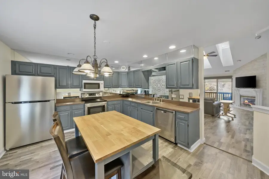 3604-b Chadbury Rd, Mount Laurel, NJ 08054 - Image #3