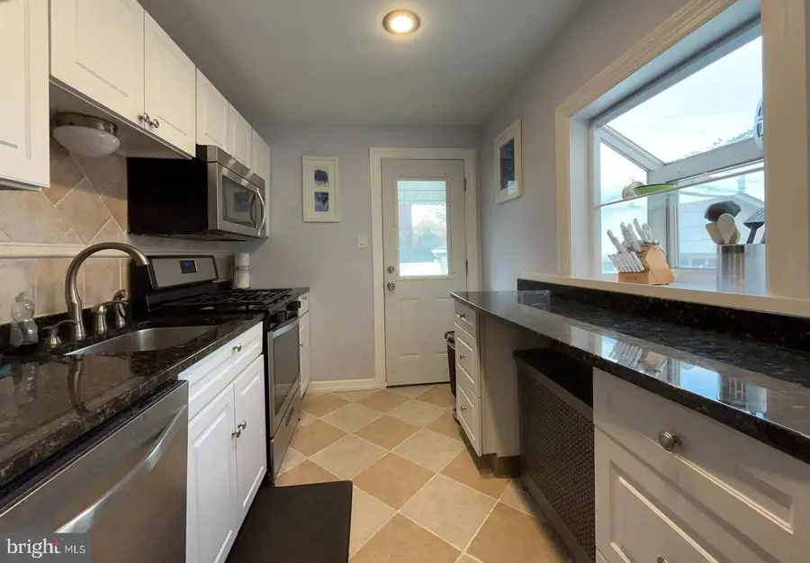 141 3rd Ave, Roebling, NJ 08554 - Image #3