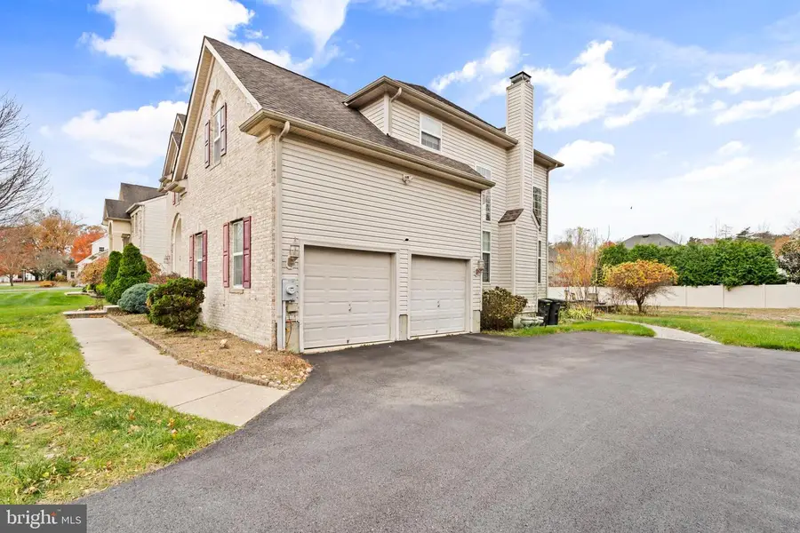 8 Longfellow Ln, Hainesport, NJ 08036 - Image #3