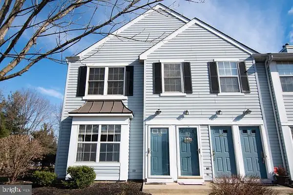 901 Lindsley Ct, Burlington, NJ 08016 - Image #1