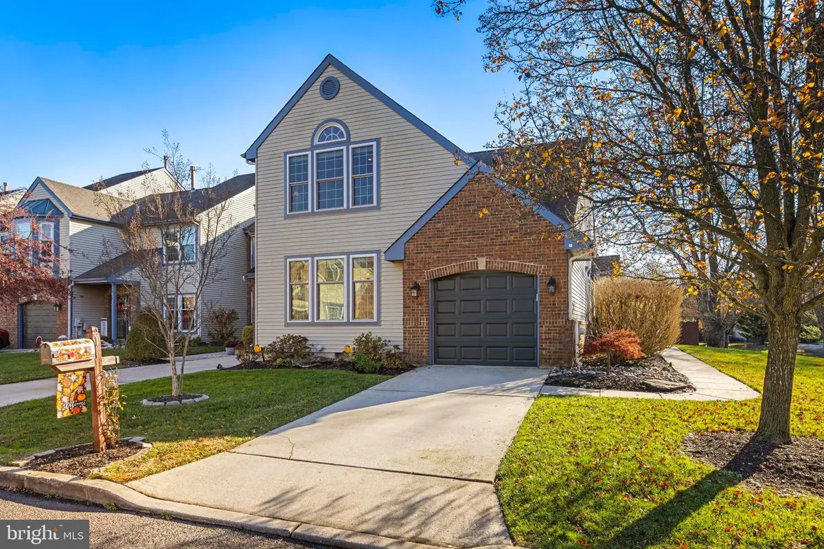 1 Hilltop Ln, Medford, NJ 08055 - Image #1