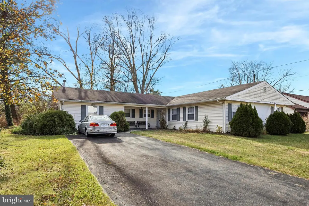 35 Eagen Ln, Willingboro, NJ 08046 - Image #1